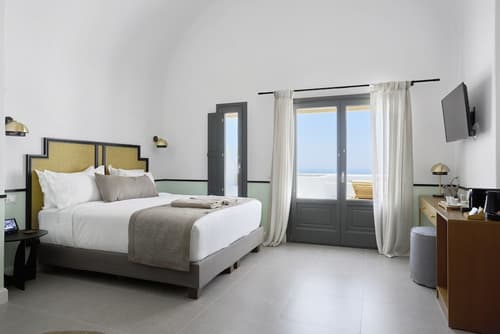 Alleys All-Suite Hotel & Spa, Room