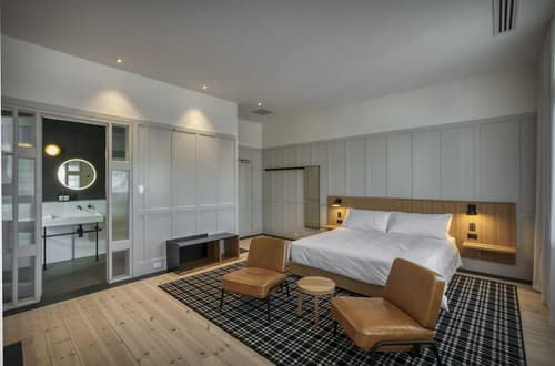 Farmers Home Hotel