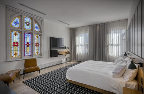 Farmers Home Hotel