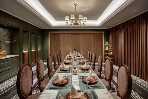 Peridot Grand Luxury Boutique Hotel, Dining