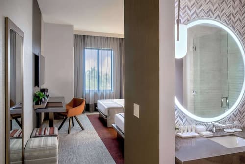 THesis Hotel Miami Coral Gables, Curio Collection by Hilton