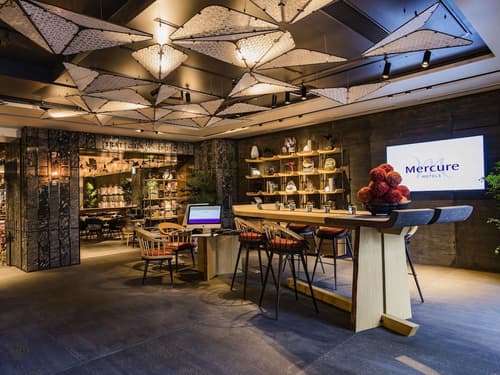 Mercure Kyoto Station, Lobby