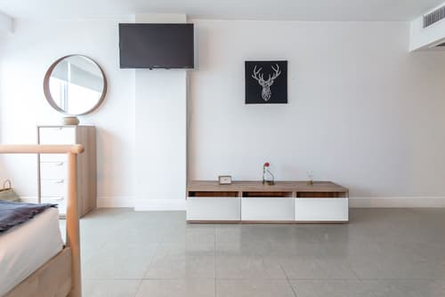 Girasole Apartments, Room