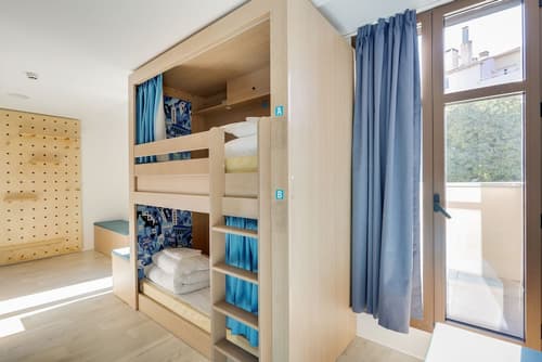 The People - Marseille - Hostel