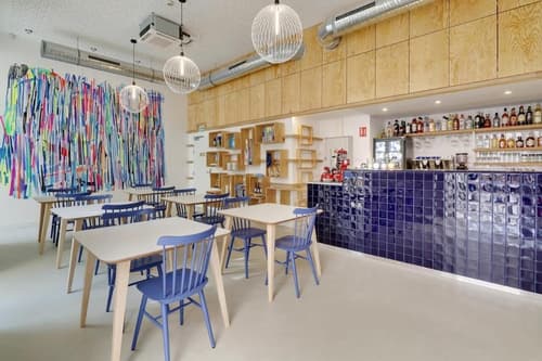 The People - Marseille - Hostel