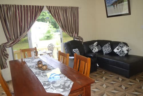 My Ozi Perl Self Catering Guest House, 