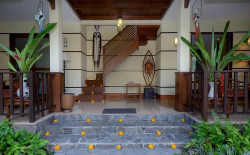 Rumah Ganesha, Interior entrance