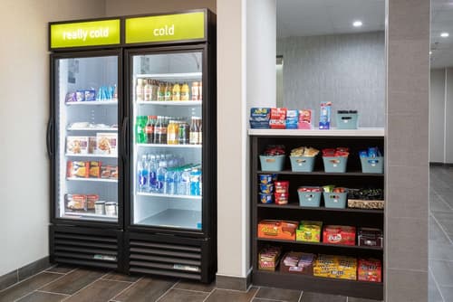 Home2 Suites by Hilton Roswell, NM, Snack bar