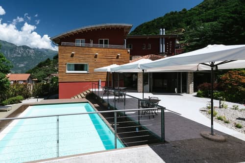 Lake Hotel La Pieve, Outdoor pool