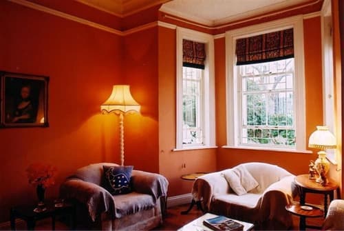 Montagu Manor, Lobby sitting area