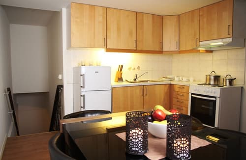 Central City Apartments, Room