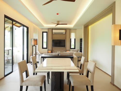 Tinidee Golf Resort Phuket, In-room dining