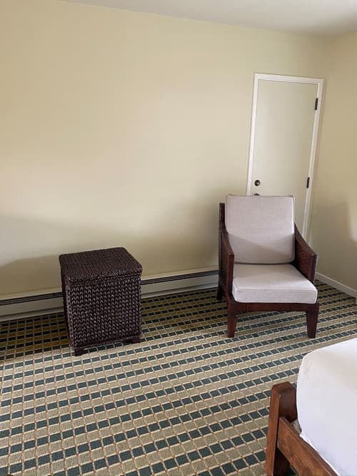 Olympia Lodge, Room