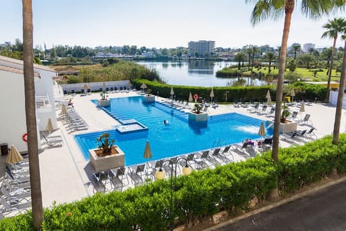 Eix Lagotel Holiday Resort, Outdoor pool