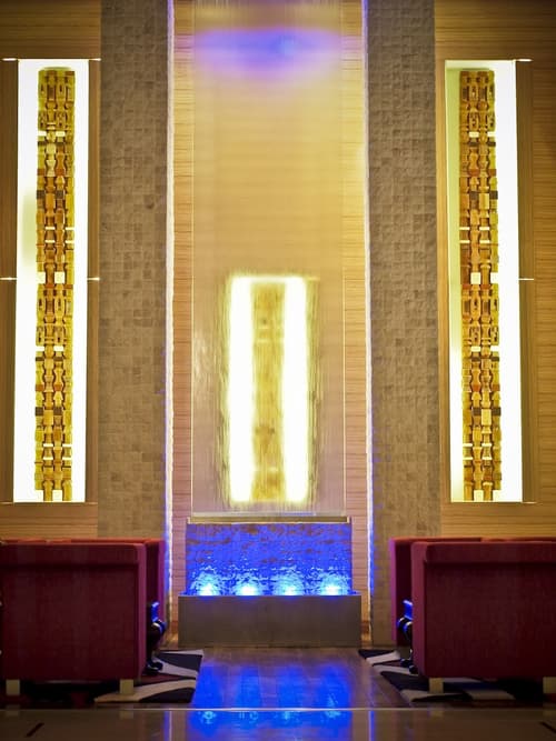 Radisson Blu Anchorage Hotel, Lagos, V.I., Lobby