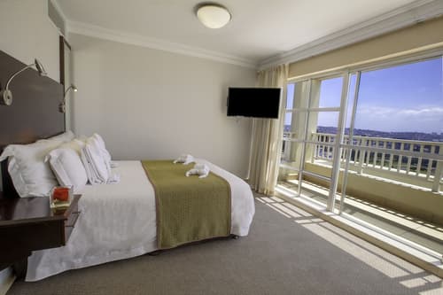 First Group The Palace All-Suite, Room