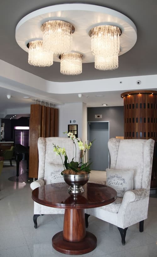 First Group The Palace All-Suite, Lobby