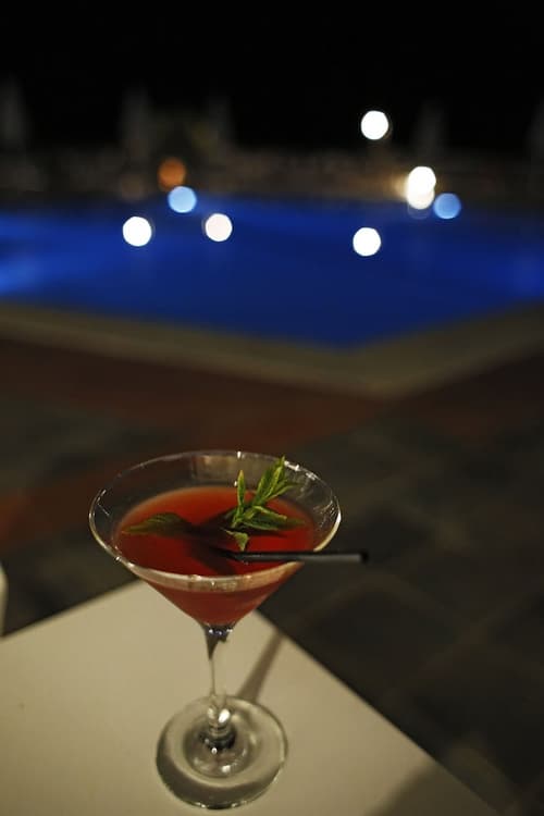 Asteris Hotel, Bar (on property)