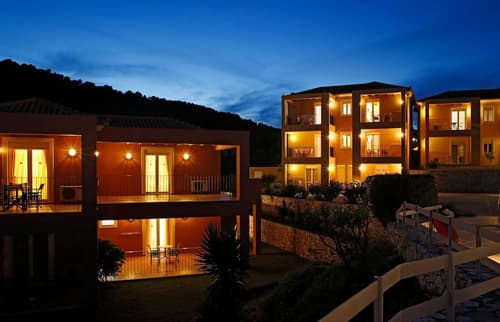 Asteris Hotel, Exterior