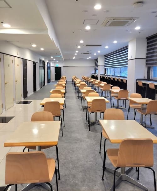 Toyoko Inn Busan Jungang Station, Dining