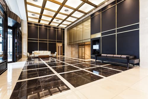 The Riverside Hotel, Lobby