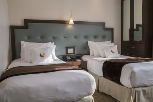 Aura Hotel Brooklyn, Room