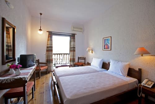 Hotel Prince Stafilos, Room