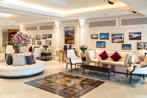 Al Ain Palace Hotel, Lobby sitting area