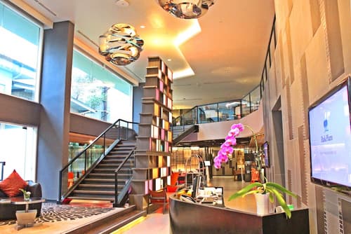 Park Plaza Bangkok Soi 18, Lobby
