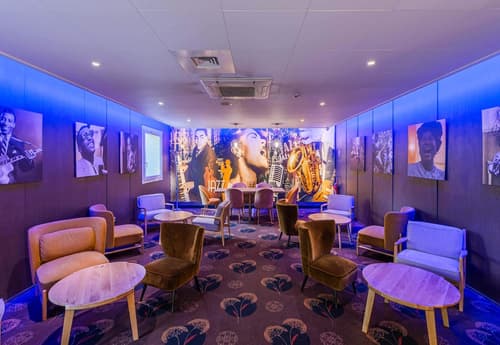 B&B HOTEL Colmar Liberté 4 étoiles, Lobby sitting area