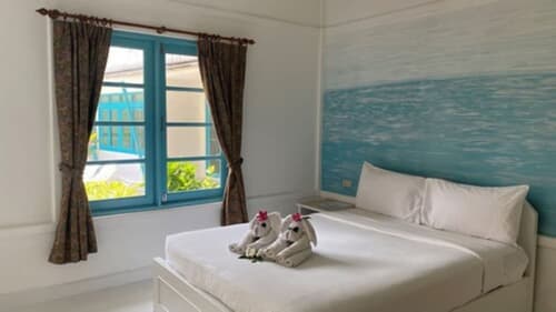 Sand Sea Beach Resort, Room