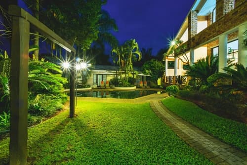 Stille Woning, Property grounds