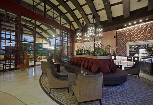 Centara Grand Beach Resort Phuket, Lobby