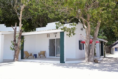 Lime & Soda Beachfront Resort, Terrace/patio