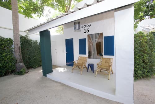 Lime & Soda Beachfront Resort, Private kitchen