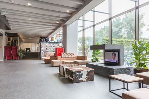 Leonardo Hotel Amsterdam Rembrandtpark, Lobby sitting area