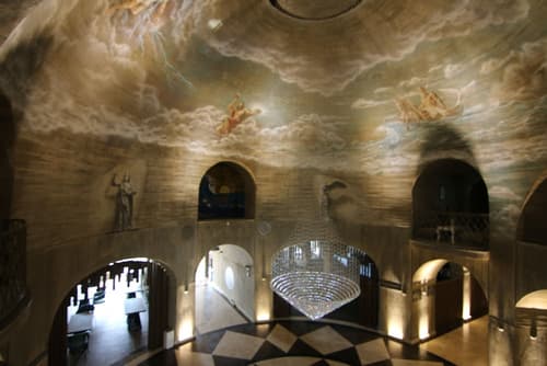 Hotel Ambrosia, Reception