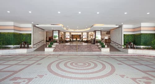 Bayview Beach Resort Penang, Interior entrance