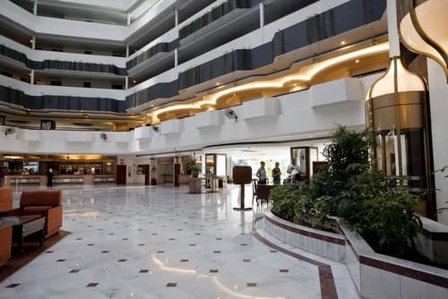 Bayview Beach Resort Penang, Lobby