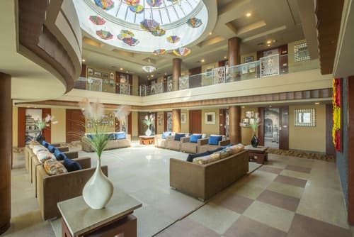 Vesta International, Lobby sitting area