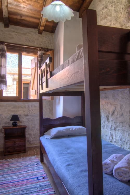 Stone Village, Room