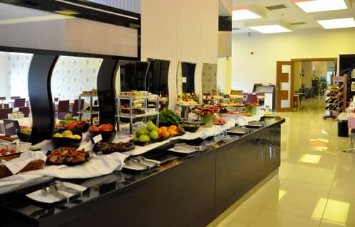 Orty Airport Hotel, Buffet