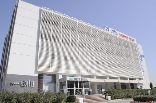 Orty Airport Hotel, Front of property