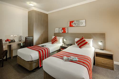 Best Western Plus Camperdown Suites, Room