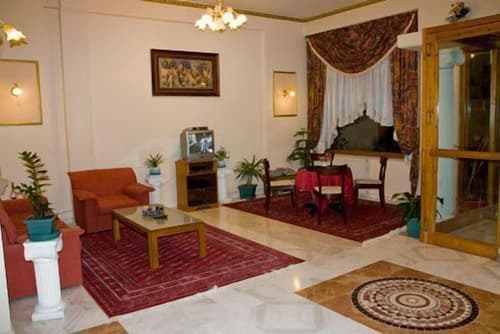 Alexiou Hotel, Lobby