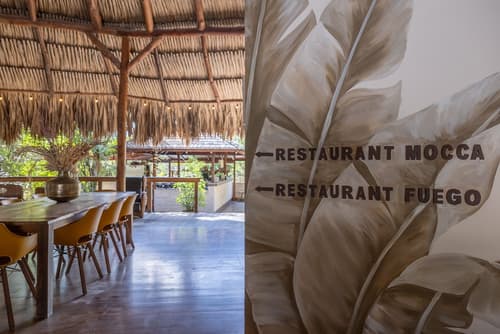 Morena Resort, Lobby sitting area