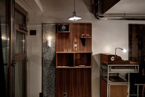 Backstage Boutique SPA Hotel, Interior entrance