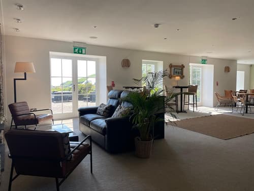 The Llawnroc, Living area