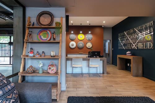 Akanani Apartments, Reception