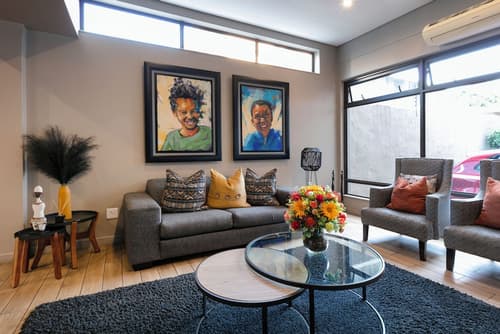 Akanani Apartments, Reception